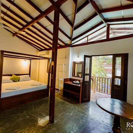 Royal Lotus Villa - Full Villa Rate Унаватуна Екстер'єр фото