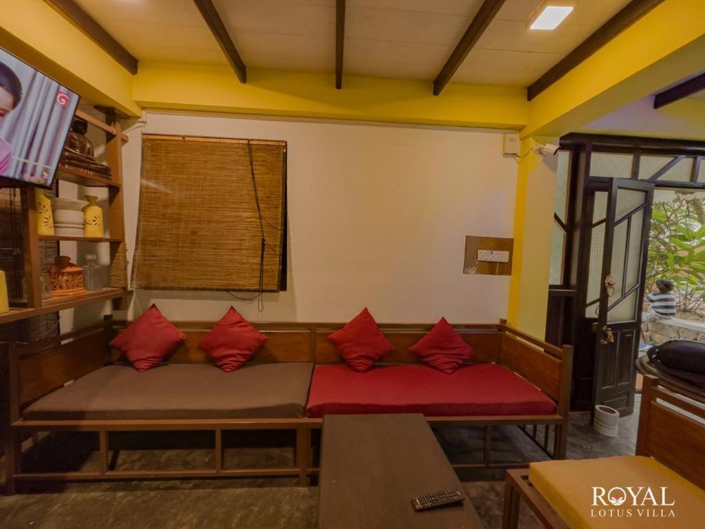 Royal Lotus Villa - Full Villa Rate Унаватуна Екстер'єр фото