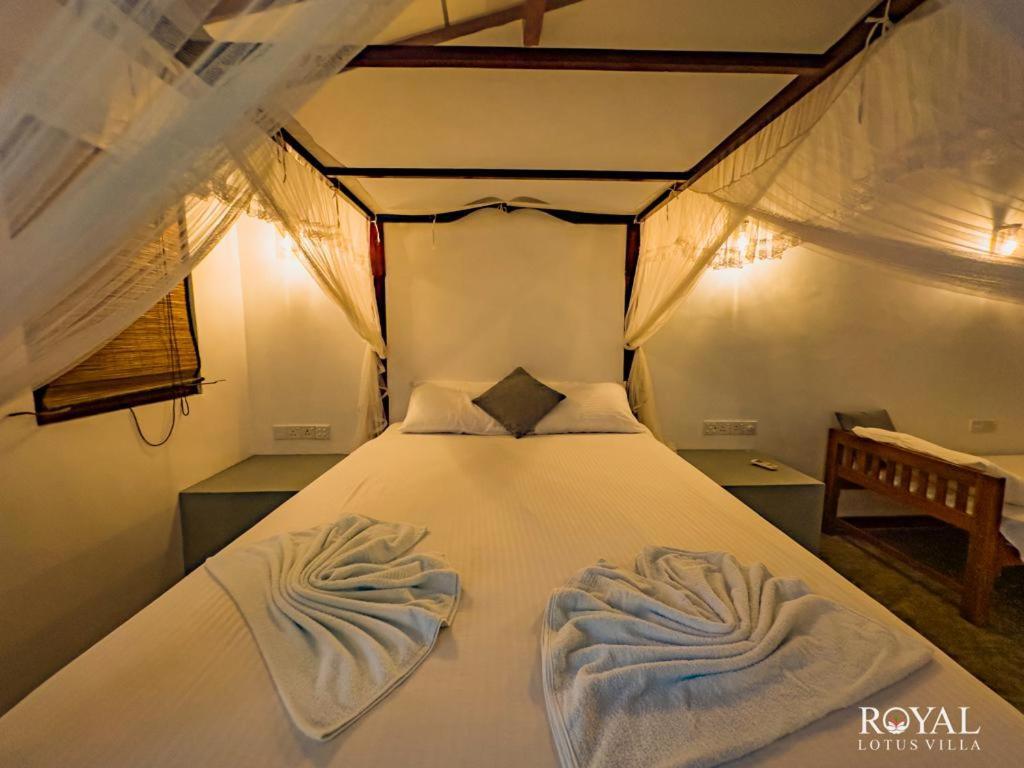 Royal Lotus Villa - Full Villa Rate Унаватуна Екстер'єр фото