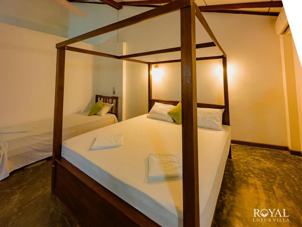 Royal Lotus Villa - Full Villa Rate Унаватуна Екстер'єр фото