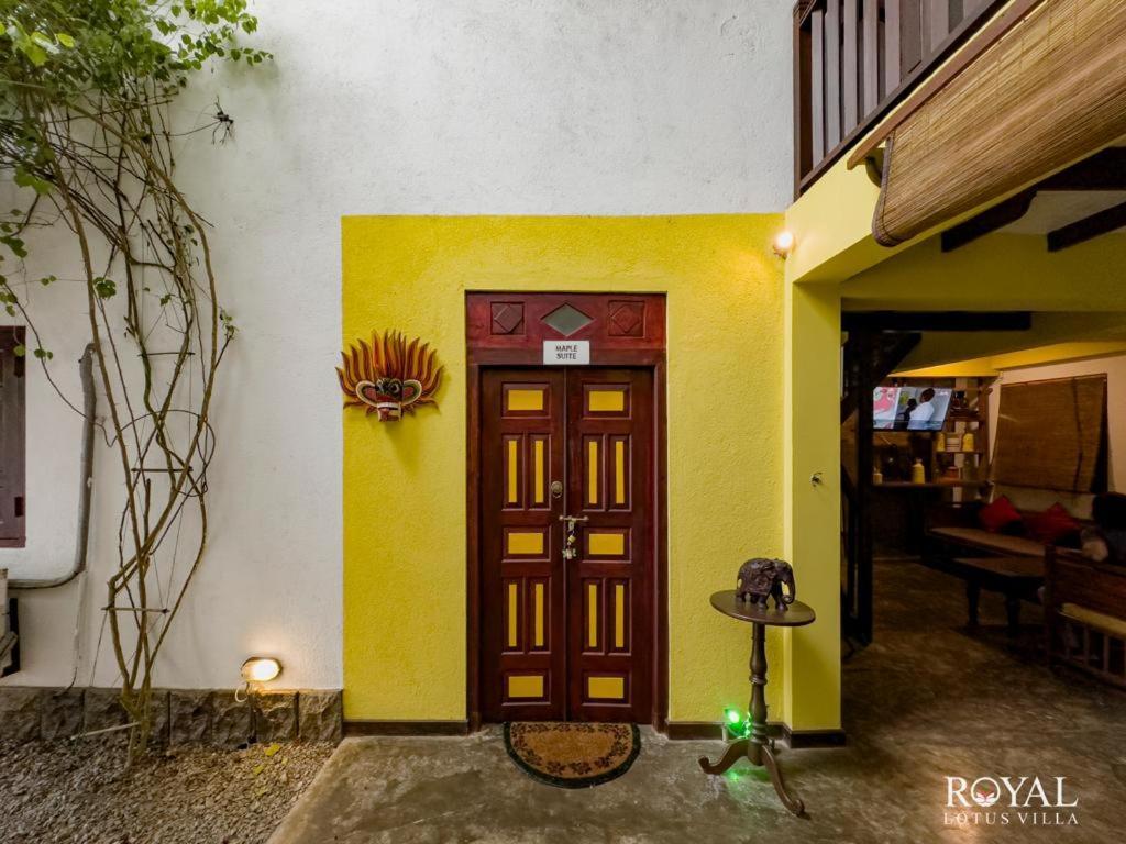 Royal Lotus Villa - Full Villa Rate Унаватуна Екстер'єр фото