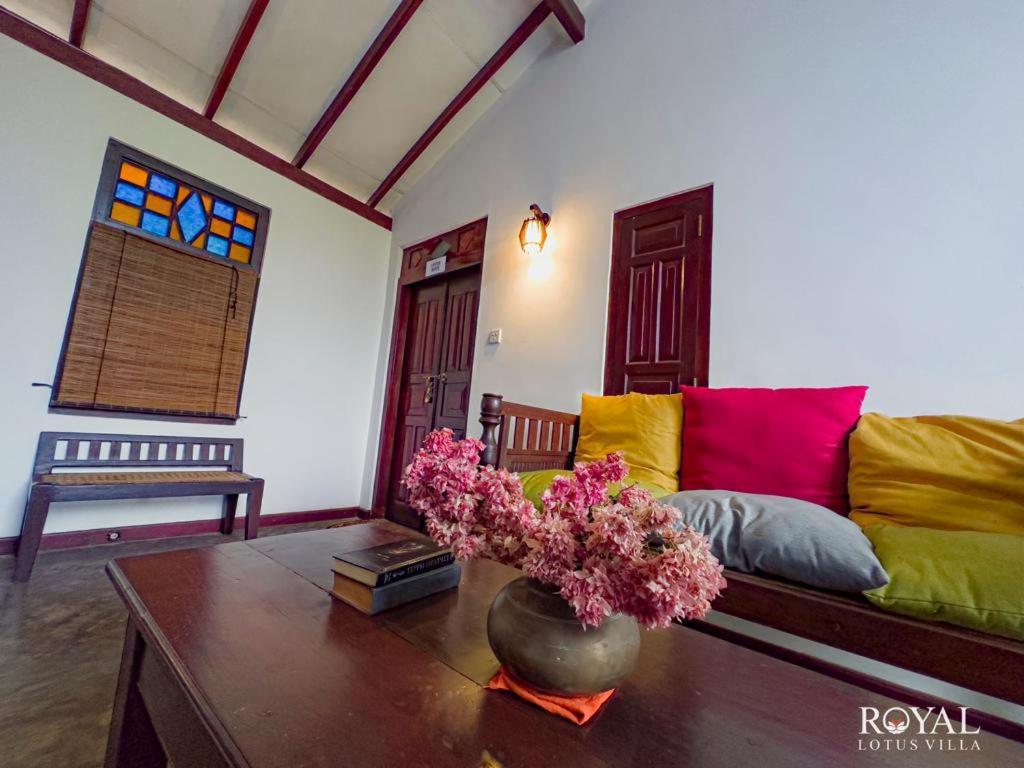 Royal Lotus Villa - Full Villa Rate Унаватуна Екстер'єр фото